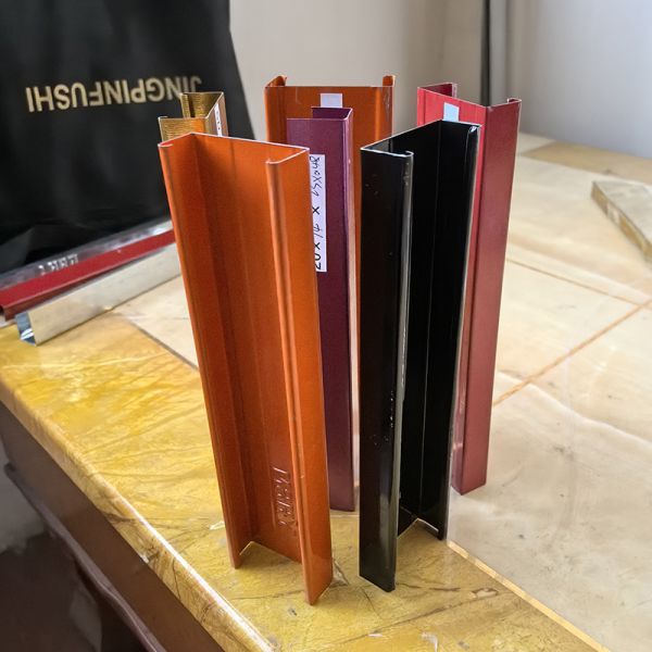 Piste métallique légère pour le cadre de quille Forme C/U pour le support