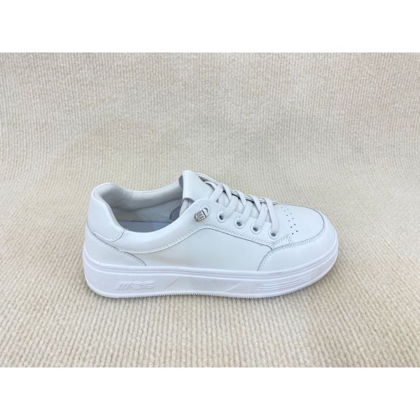 Climbing Running Pure White Sneakers Breathable Spring Lace Up Sport Shoes