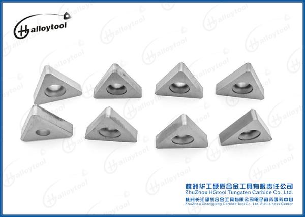 O CNC do carboneto de tungstênio do triângulo introduz as placas, ISO rosqueia inserções do corte do metal