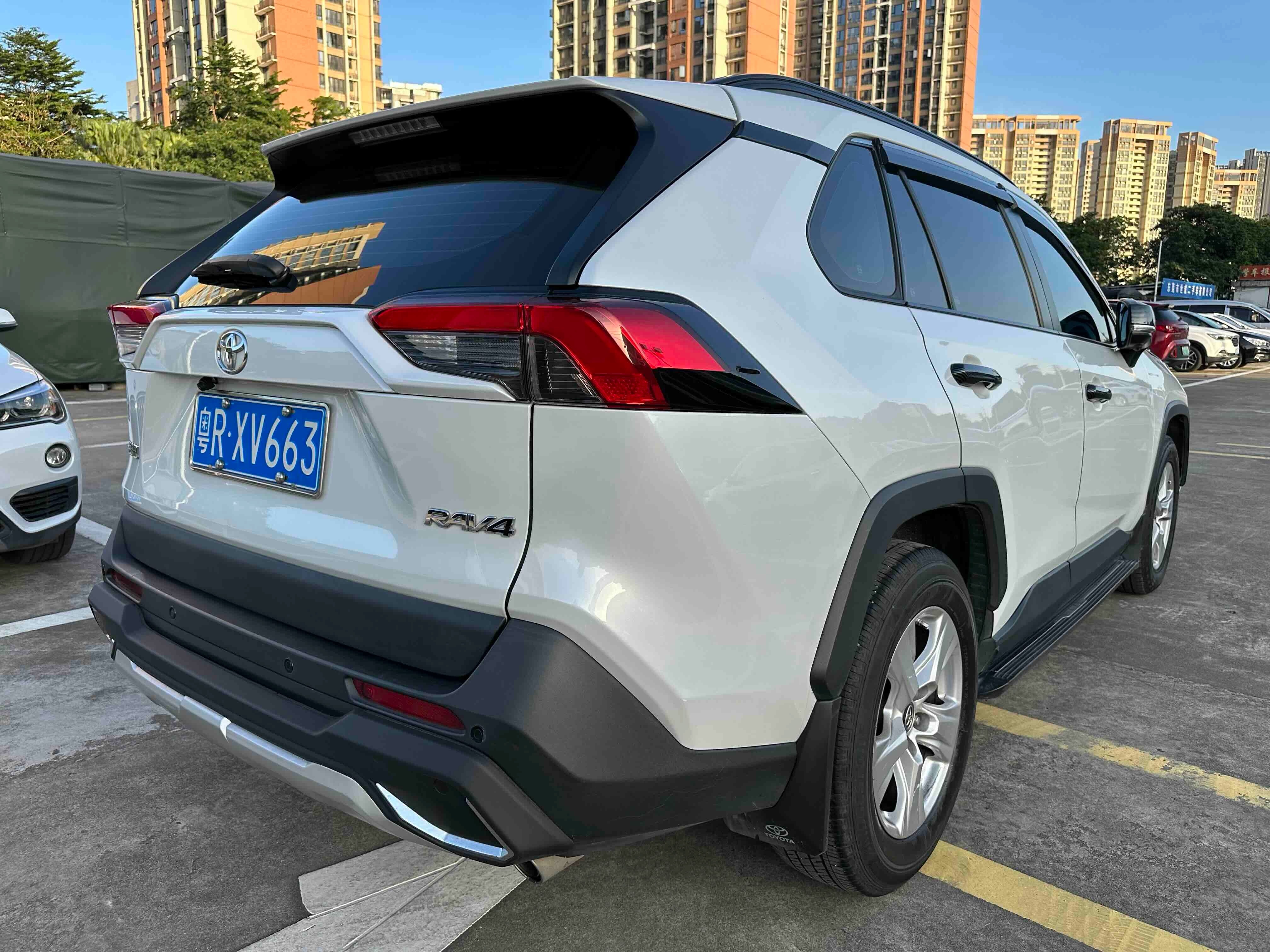 Used 2021 Toyota RAV4 2.0L CVT 2WD Fengshang Edition Compact SUV 171Ps Naturally Aspirated Reliable Crossover