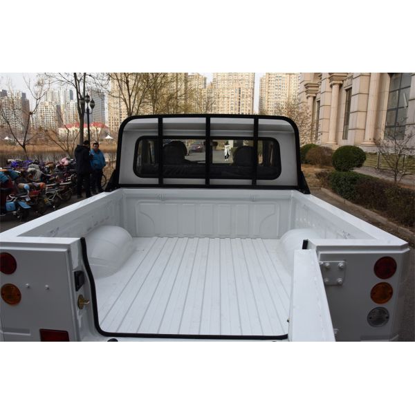 Camioneta de carga de carretera 4x4 diesel de doble fila con asiento del conductor de suspensión aérea