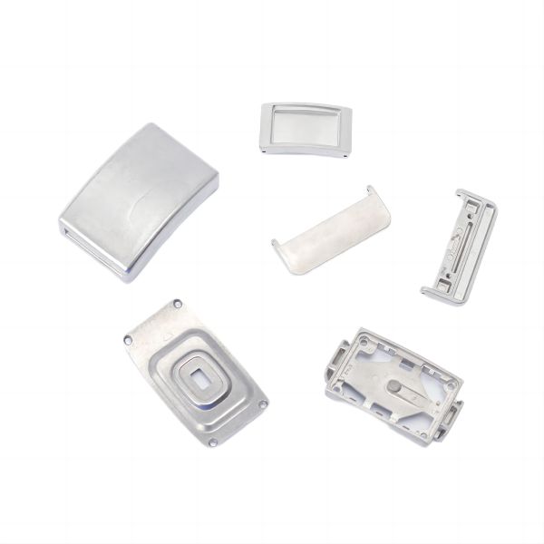 Plaquage de pièces métalliques en métal à l'aide d'un moulage par injection de poudre d'argent pour les pièces métalliques à courroie de carbure personnalisées