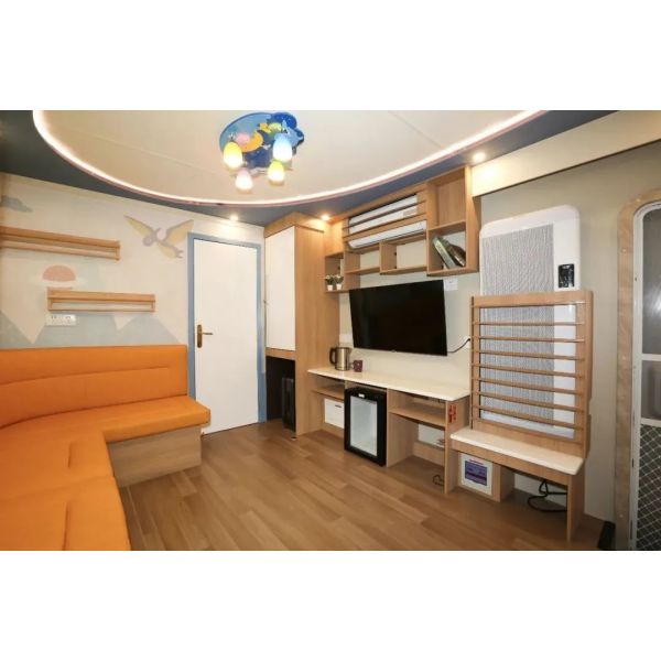 Luxury Hotel Caravan, Luxury Trailer, Hotel Trailer, Richly Equipped, Luxury, 4X4 Trailer,Parent-child trailer RV