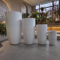 Pottes à fleurs en fibre d'argile à surface lisse pour les fleurs et la décoration des plantes vertes