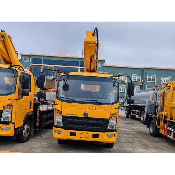 Howo 4x2 Mounted High Altitude Operation Truck Bucket Truck Aerial Working Platform Truck For Street Light Maintenance