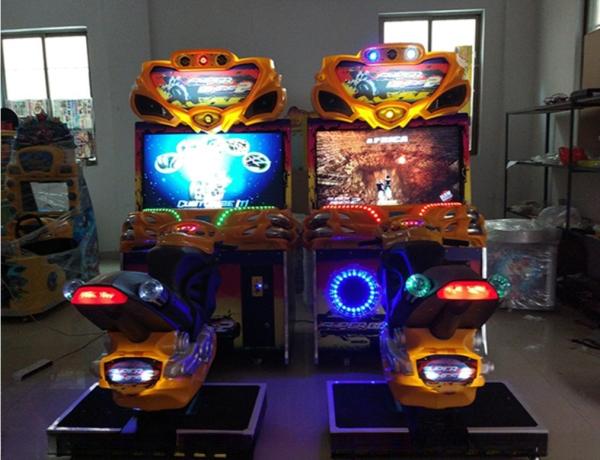 Coin Operated Motorcycle Biker Simulator Motorcycle Motion Simulator For Funzone