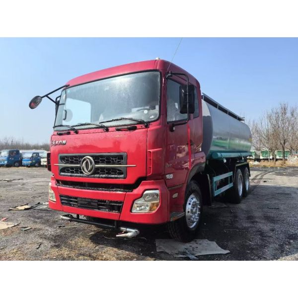 FAW Tank Watering Truck Dongfeng Sinotruk HOWO Shacman Road Sprinkler Sanitation Vehicle 20000/30000L 6X4 Heavy Duty Milk Tanker Drinking Water Truck Price