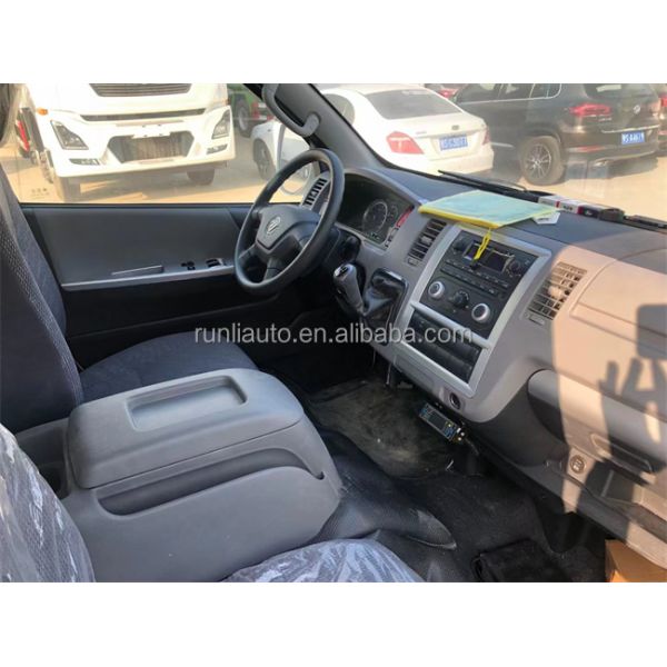 Bread Type Small Truck Refrigerated Transport Fruit 1.5 Ton Freezer Refrigerated Truck