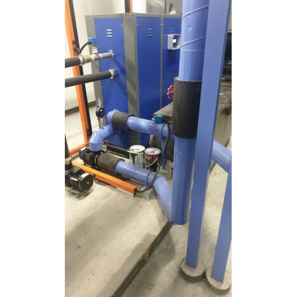 3 units  45 kW water to water heat pumps