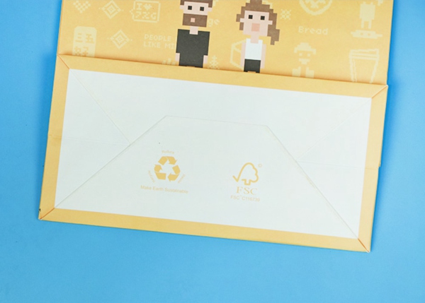 печатание изготовленных на заказ Эко бумажных мешков 60гсм полностью красочное для торгового центра