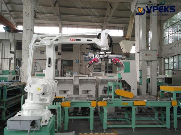 Robotic Arm Robot Depalletizer Machine With Dependable Functionality