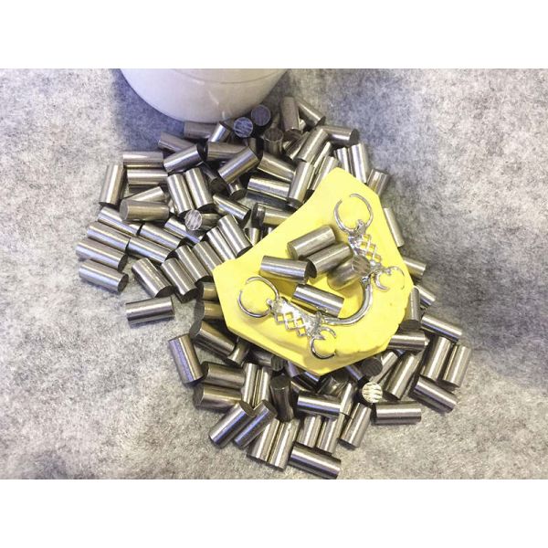 High Strength Dental Casting Alloys 1kg Packaging Strong Resistance To Traction