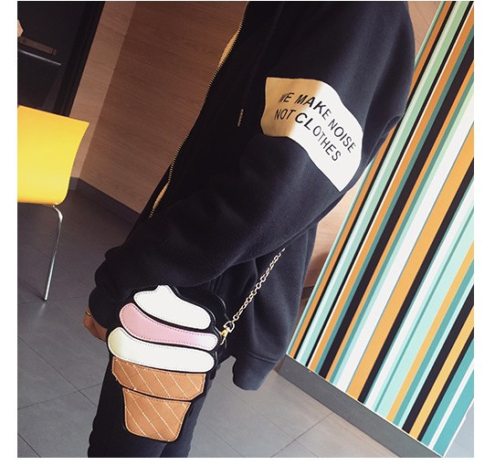 Japan and South Korea trend of 2016 new Ms. shoulder bag leisure wild food burger fries diagonal package female