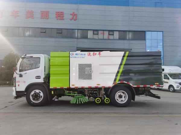 Dongfeng Road Washing Truck Mounted Vacuum Street Sweeping Truck