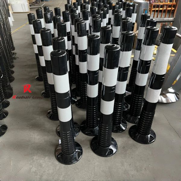 Flexible PU Spring Post with 75cm Height and 20cm Base Diameter for Road Safety