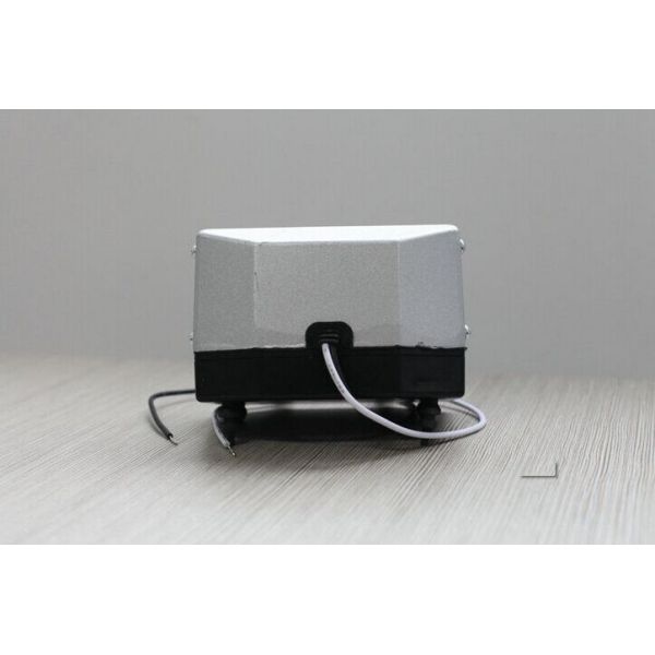 Проветрите пневматический насос Coralife ткани/эксплуатируемый батареей размер пневматических насосов компактный