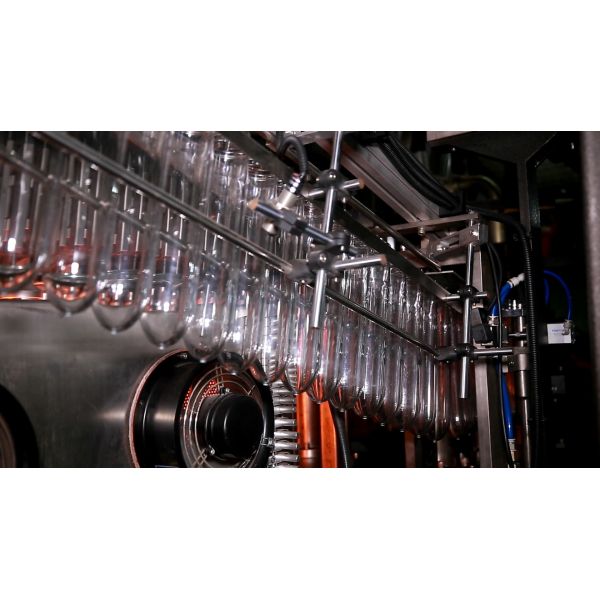 Емкость машины прессформы 2000BPH~1600BPH дуновения большого тома изготовленная