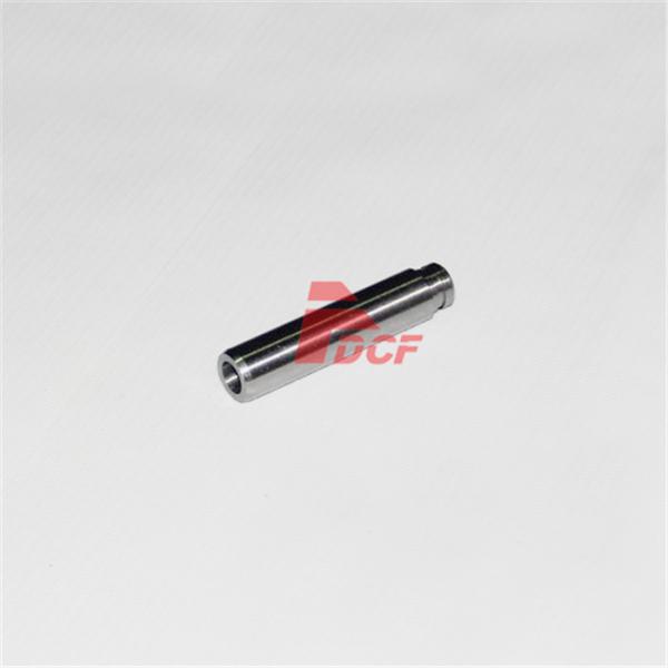 J05 J08 Engine Valve Guide 11122-1220 For Kobelco Excavator Diesel Engine Parts