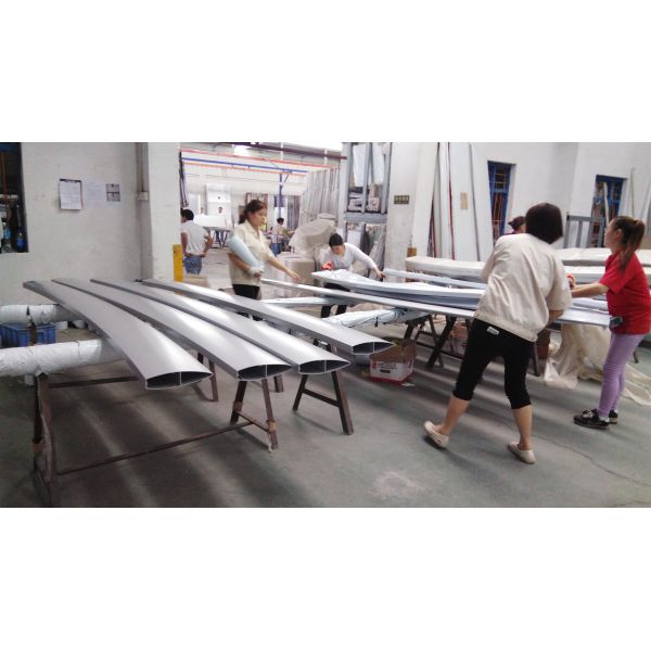 Customized Aluminum Aerofoil Sunshade Louver Windows with Wooden Color