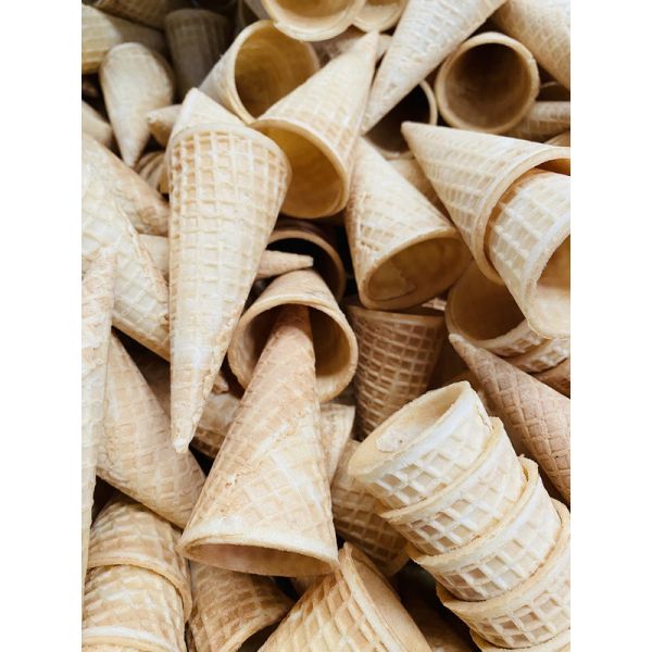 380 Volt Automatic Ice Cream Cone Making Machine With 7-8kg/H LPG Consumption