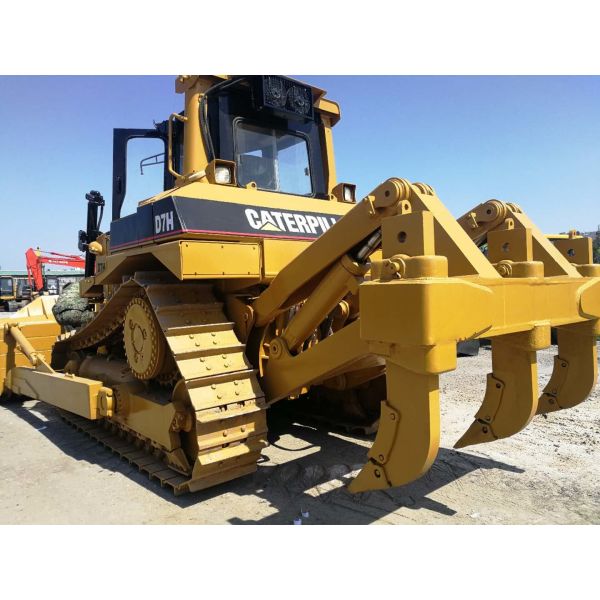 Used Cat D7H Bulldozer 200HP 350L For Agricultural Projects