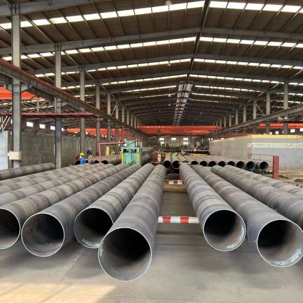 Galvanized Q235 Q355 A36 ST37.4 Seamless Welded ERW Pipe 6-20mm Round Carbon Steel Pipe for High Tolerance Applications