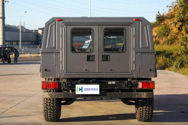 Off Road Four Wheel Drive Dongfeng M-Terrain M50 917 Strong Power Diesel Vehicle