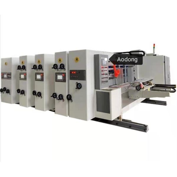 2021 новый 3 цвет Flexo печатая торгового автомата гофрировал картон 3 цвета Printer&Slotter   В Индии