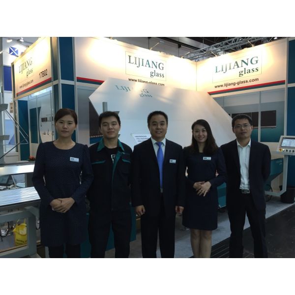 Automatic Sealing Robot  Sealing Pump Double glazing glass machine
