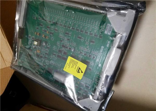 Le C.C de Honeywell à 60 hertz 51304754-150 MC-PAIH03 16 entre le processeur de haut niveau d'entrée analogique