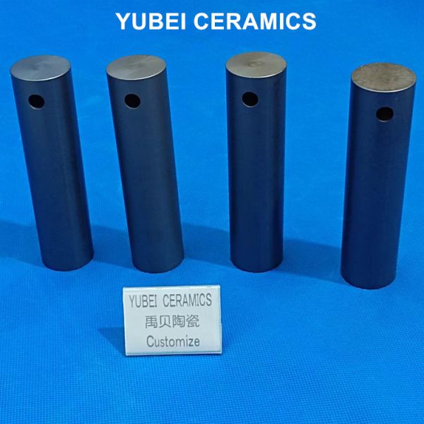 Black SSic Ceramic Custom Made Products High Hardness Silicon Carbide Ceramic Rods