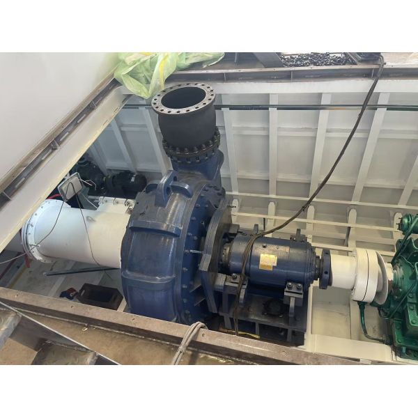 High Efficiency 450m³/h Capacity Cutter Suction Dredger with Diesel Engine for River Dredging