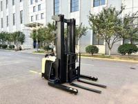 Elevador elétrico de mão com mão única e modo de funcionamento sentado 1500 kg Capacidade