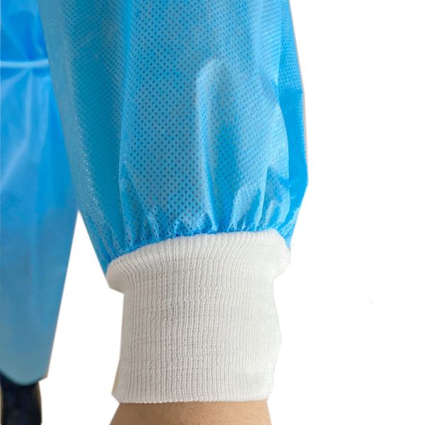 Los PP no tejidos PE cubrieron el vestido disponible amarillo del aislamiento quirúrgico para el hospital