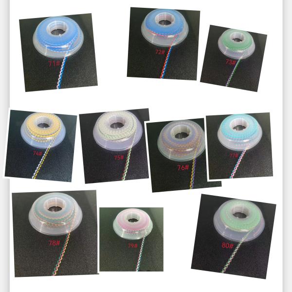 Chaîne électrique tricolore 14 couleurs disponibles Chaîne élastique orthodontique pour les appareils dentaires