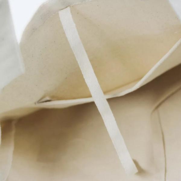 Elegant Shoulder Promotional Gift Bags For Beautiful Girls Wash In The Water