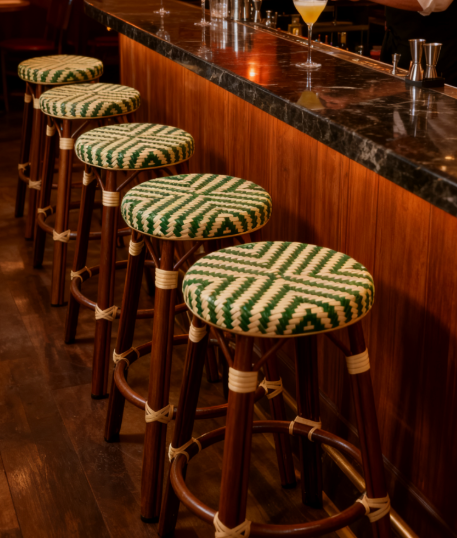 Wholesale Vintage French Country Bar Stools Rattan and Cane Back Bistro Counter Stools Chair