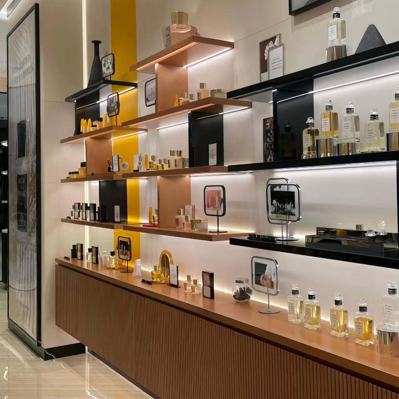 Designer Glass Showcase for Perfume Boutique Store With Storage Drawers
