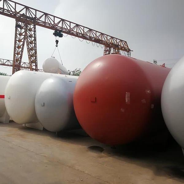 1.77 MPa Horizontal LPG Gas Storage Tank 100 Ton Mounded Bullet