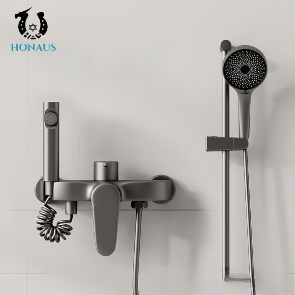 Luxury Modern Exposed Valve Showers Brass Body Electroplated Surface Three Outlets