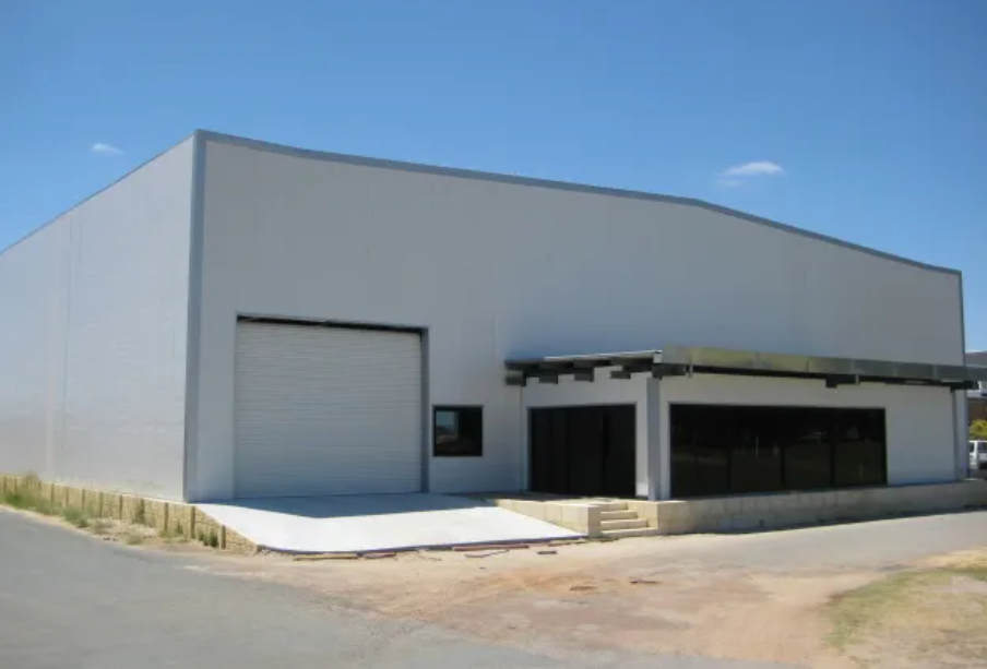 Entrepôts préfabriqués en acier avec charpente métallique galvanisée à chaud pour bâtiments en bord de mer, structure en acier