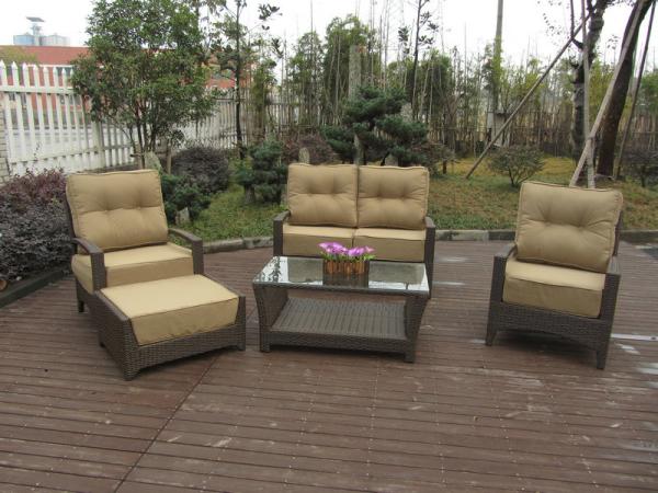  garden rattan sofa         