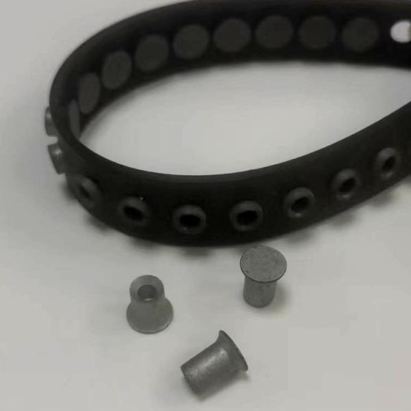 Прошивка собственной личности заклепывает заклепки нержавеющей стали высокопрочн