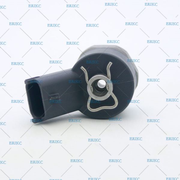 ERIKC F00VC30319 fuel pump control solenoid valve F00V C30 319 For BOS Auto Parts F 00V C30 319