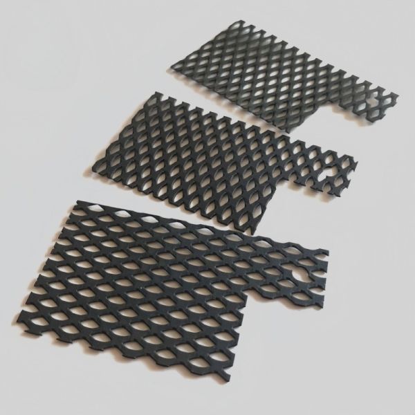 0,051 mm - 0,254 mm Électrode en métal déployé à oxydes métalliques mixtes