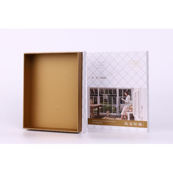 Recycled 1200gsm Cardboard Fancy Packaging Box For Packing Gifts