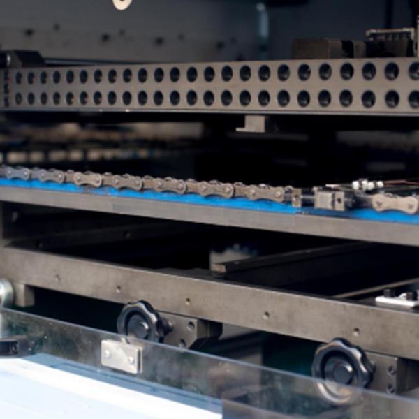 Flatbed Die Cutting And Creasing Machine For Corrugated Cardboard PP Sheet