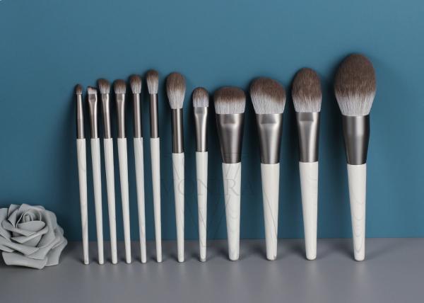 Escova biodegradável do pó da composição da fibra do milho da chegada nova de Vonira com o punho de madeira de Grey Aluminum Ferrule Eco Freindly