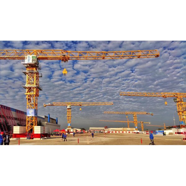 Construction Tower Crane With 8 Ton Capacity Max. 205.55m Working Height