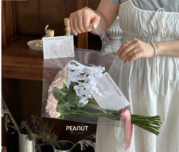 Caixas de presente de flores de animais de estimação de PVC transparente portátil para buquês de formatura Embalagem transparente